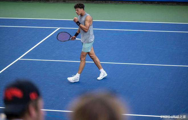 通过不断的 通过不断的