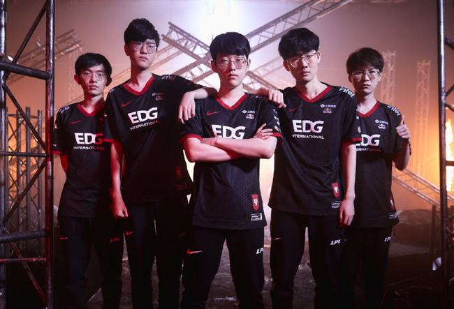 伯恩茅斯前 伯恩茅斯前